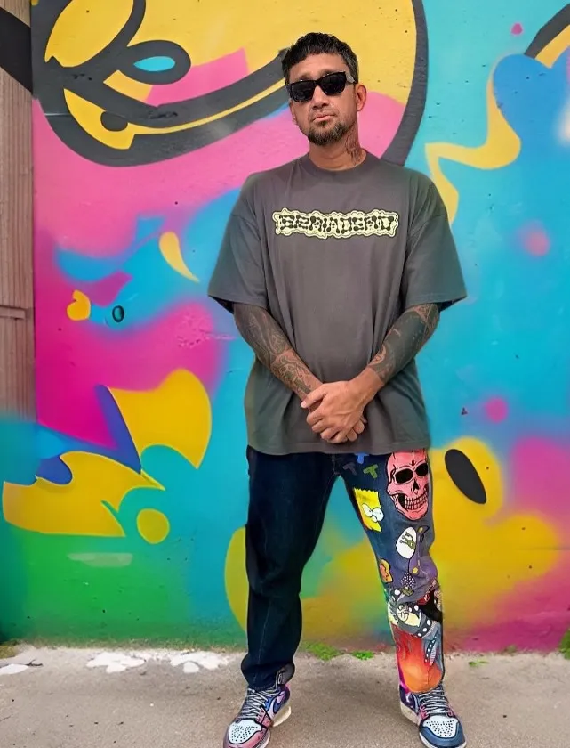 Tora Sudiro Bergaya Macho