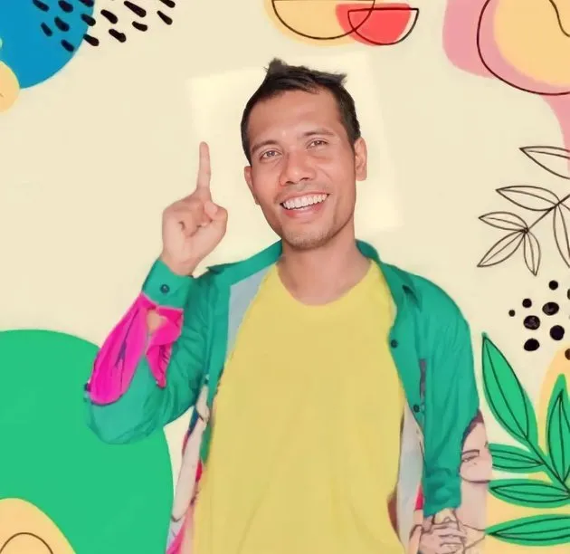 Kini Kembali dan Jajal Berbagai Profesi