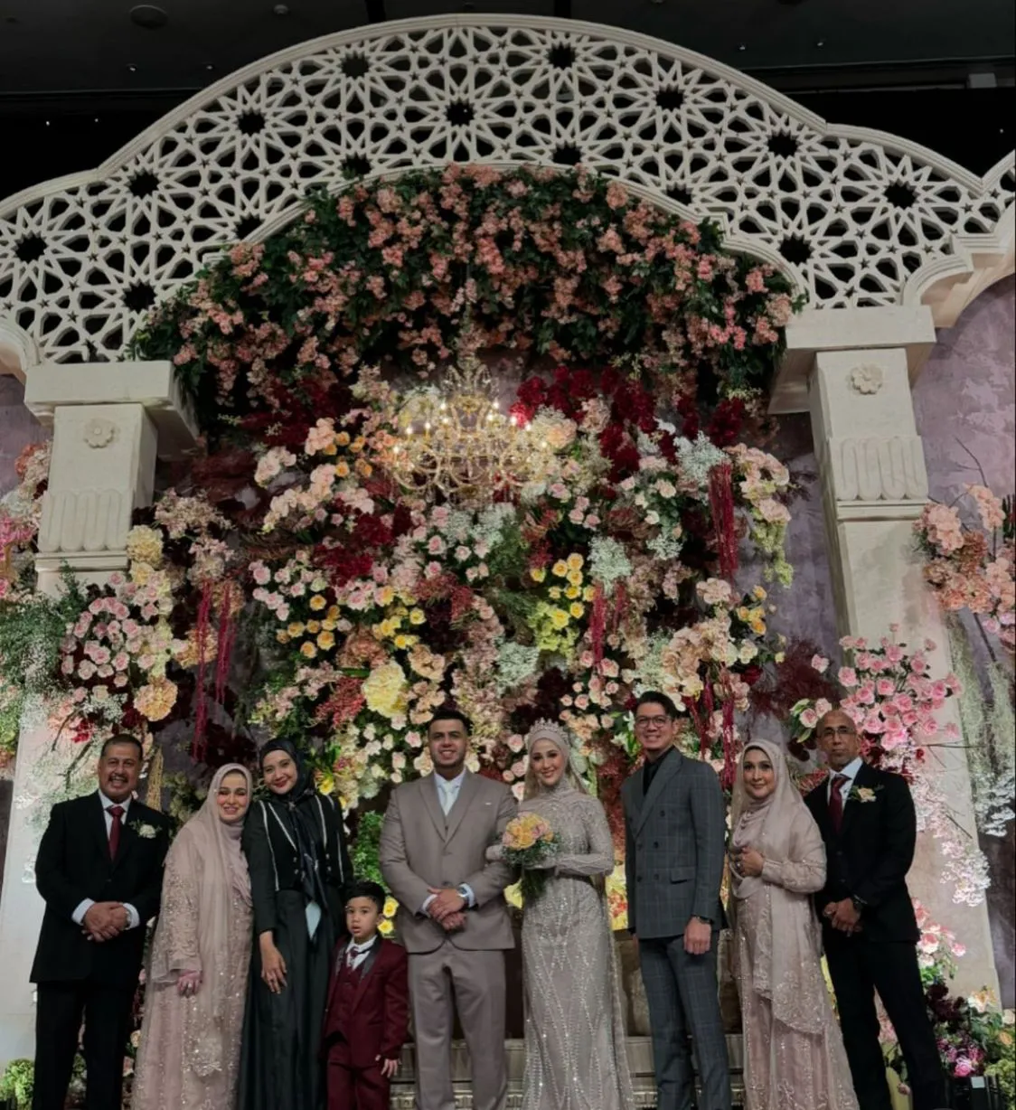 Keluarga Zaskia Sungkar dan Irwansyah