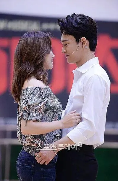 10 Alasan Kenapa Chen Exo Bakal Jadi Suami Romantis Dan Ayah Yang Baik Akan Jaga Kesehatan Keluarga Hingga Kaya Raya Kapanlagi Com