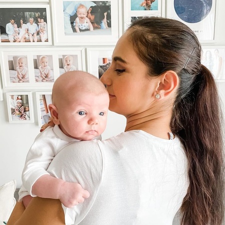 10 Foto Bayi Bule Marissa Nasution Punya Senyum Manis Dan Menggemaskan Kapanlagi Com
