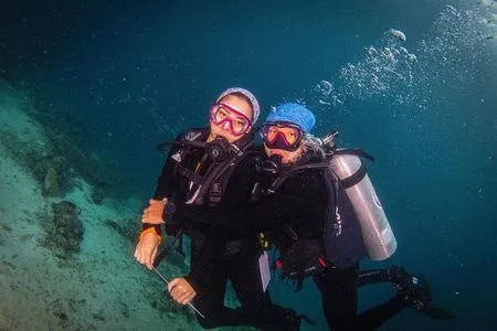 10 FOTO Nikita Willy Liburan di Raja Ampat, Hot Berbikini - Tutup Kolom Komentar