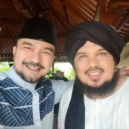 Berita Tentang David Chalik Deivy Zulyanti Nasution Terlengkap