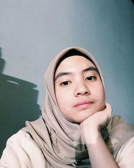 10 Foto Terbaru Luthfiyyah Putri Pemeran Si Kecil Aini Di Sinetron Inayah Kini Sudah Remaja Dan Jadi Ketua Osis Cantik Kapanlagi Com