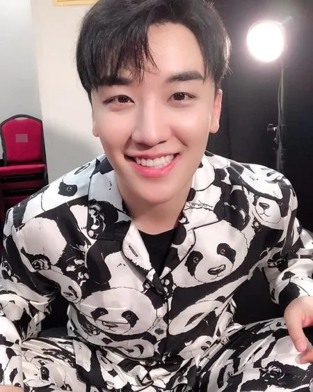 10 Isu Yang Terjadi Di Dunia K Pop Sepanjang Tahun 2019 Kasus Hukum Bunuh Diri Sampai Idol Pacaran Dan Keluar Grup Kapanlagi Com