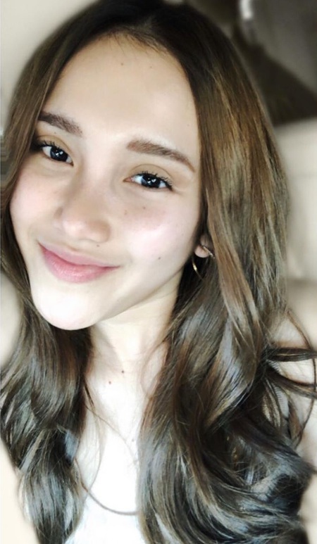 10 Potret Ayu Ting Ting Tanpa Make Up Cantiknya Natural Kapanlagi Com