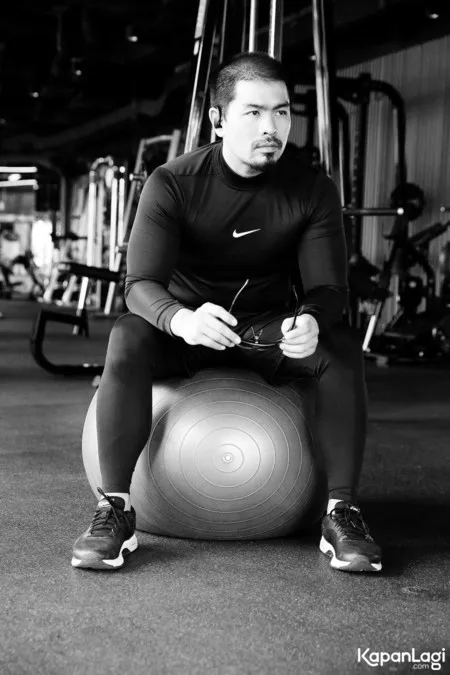 10 Potret Bams eks Samson Bermandikan Keringat di Gym, Usaha Kembalikan BB Pasca Jalani Operasi Kanker