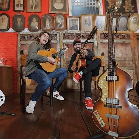 10 Potret El Rumi Dengan Rambut Gondrong Makin Macho Dan Dewasa