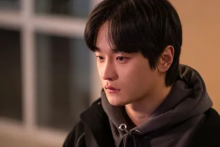 10 Potret Ganteng Kim Do Wan Sahabat Hyeri di Drakor 'MY ROOMMATE IS A GUMIHO', Pemilik Abs Roti Sobek yang Pacarable Banget