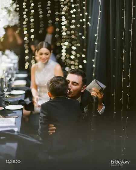 10 Potret Jamuan Makan Malam Pernikahan Jessica Iskandar & Vincent Verhaag, Tangis Haru Jedar Tak Terbendung - Pamer Cincin Nikah