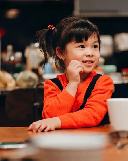 10 Potret Nastusha Putri Sulung Glenn Alinskie dan Chelsea Olivia, Tumbuh Besar Semakin Cantik dan Menggemaskan!