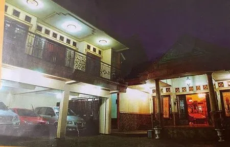 10 Potret Rumah Inul Daratista di Kampung Halaman, Perabot Serba Mewah - Jadi Tempat Peristirahatan Bareng Keluarga