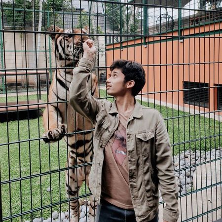10 Potret Seleb Yang Punya Hewan Peliharaan Unik Dan Tak Biasa Irfan Hakim Aura Kasih Kapanlagi Com