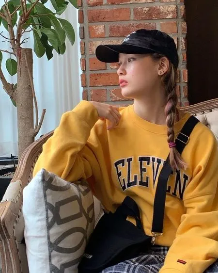 10 Potret Si Cantik Bersuara Emas Sofia Chwe Adik Vernon SEVENTEEN, Beri Klarifikasi Rumor Naksir Salah Satu Member Boyband Sang Kakak