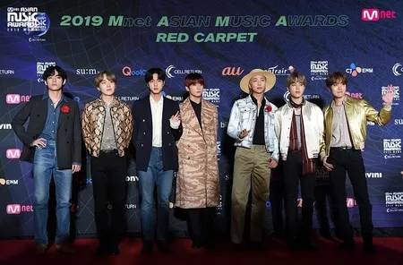 12 Foto Red Carpet Para Bintang K-Pop di MAMA 2019, Ada BTS Sampai TWICE!