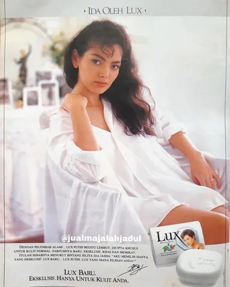 12 Foto Terbaru Ida Iasha Bintang Iklan Sabun Ikonik 90an Yang Cantiknya Tak Luntur Di Usia Setengah Abad Lebih Kapanlagi Com