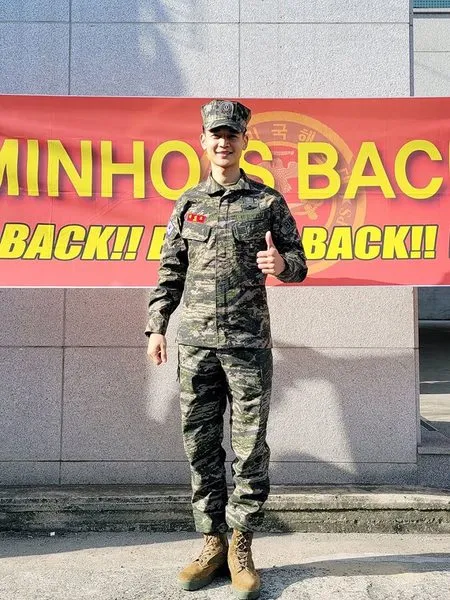 12 Potret Ganteng Minho SHINee yang Makin Hot Setelah Selesaikan Wajib Militer, Dapat Julukan Captain Korea Baru