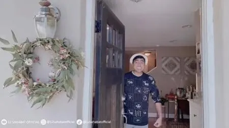 12 Potret Rumah Kia AFI di Amerika, Elegan Berbalut Aksesoris - Aksesoris Khas Indonesia