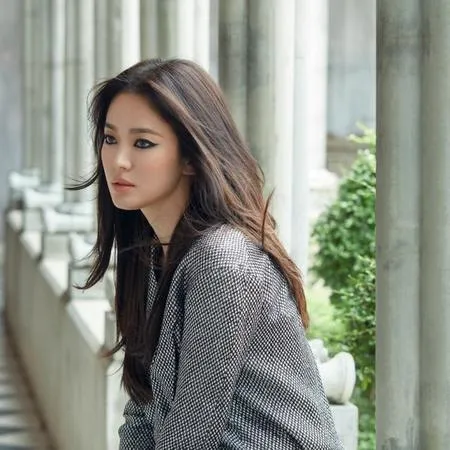 12 Seleb Top Korea yang Deretan Mantannya Juga Bintang Terkenal, dari Song Hye Kyo Sampai Kim Go Eun