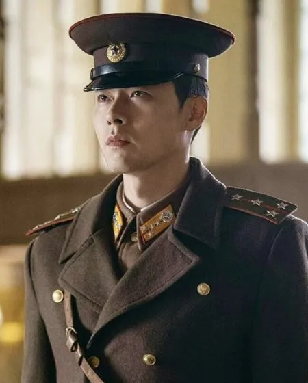 14 Aktor Gagah Berseragam Di Drama Dari Tentara Sampai Pilot Dambaan Wanita Kapanlagi Com
