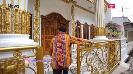 14 Potret Rumah Mamah Dedeh Tiap Sudut Ruangan Berlapis Emas Jadi Surganya Makanan Kapanlagi Com