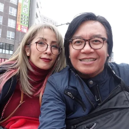 22 Tahun Bersama, Intip Potret Mesra Nan Harmonis Ari Lasso Istri yang Dulu Tak Direstui - Setia Temani Suami Operasi Tumor
