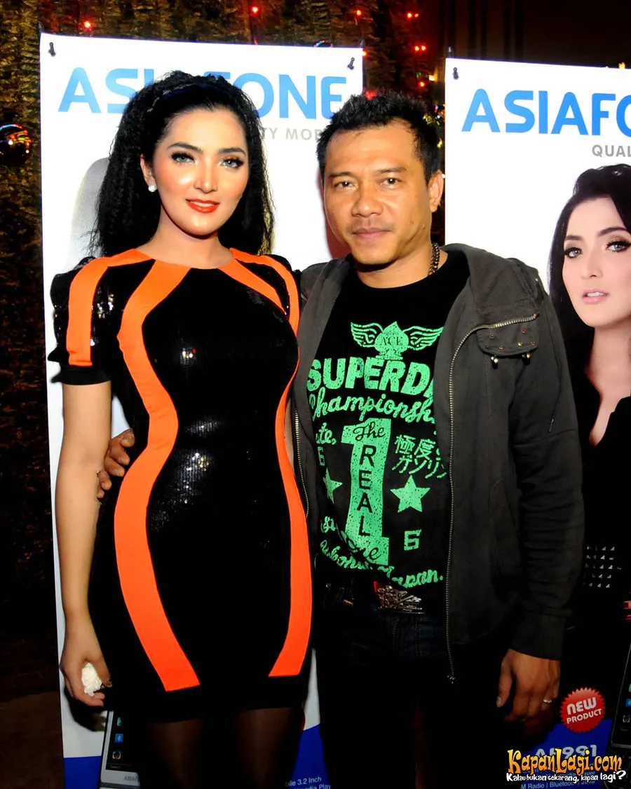 Ashanty dan suaminya, Anang Hermansyah, hadir di perilisan album Duo Maia | Bambang E Ros