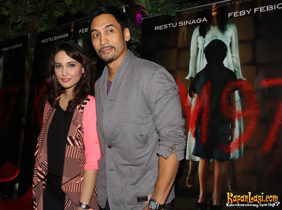 Febby dan Restu saat tampil di press screening film