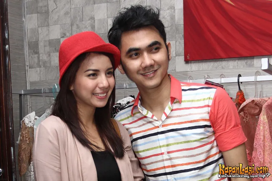 Tya Ariestya dan Ale Statuz Band Foto: KapanLagi.com