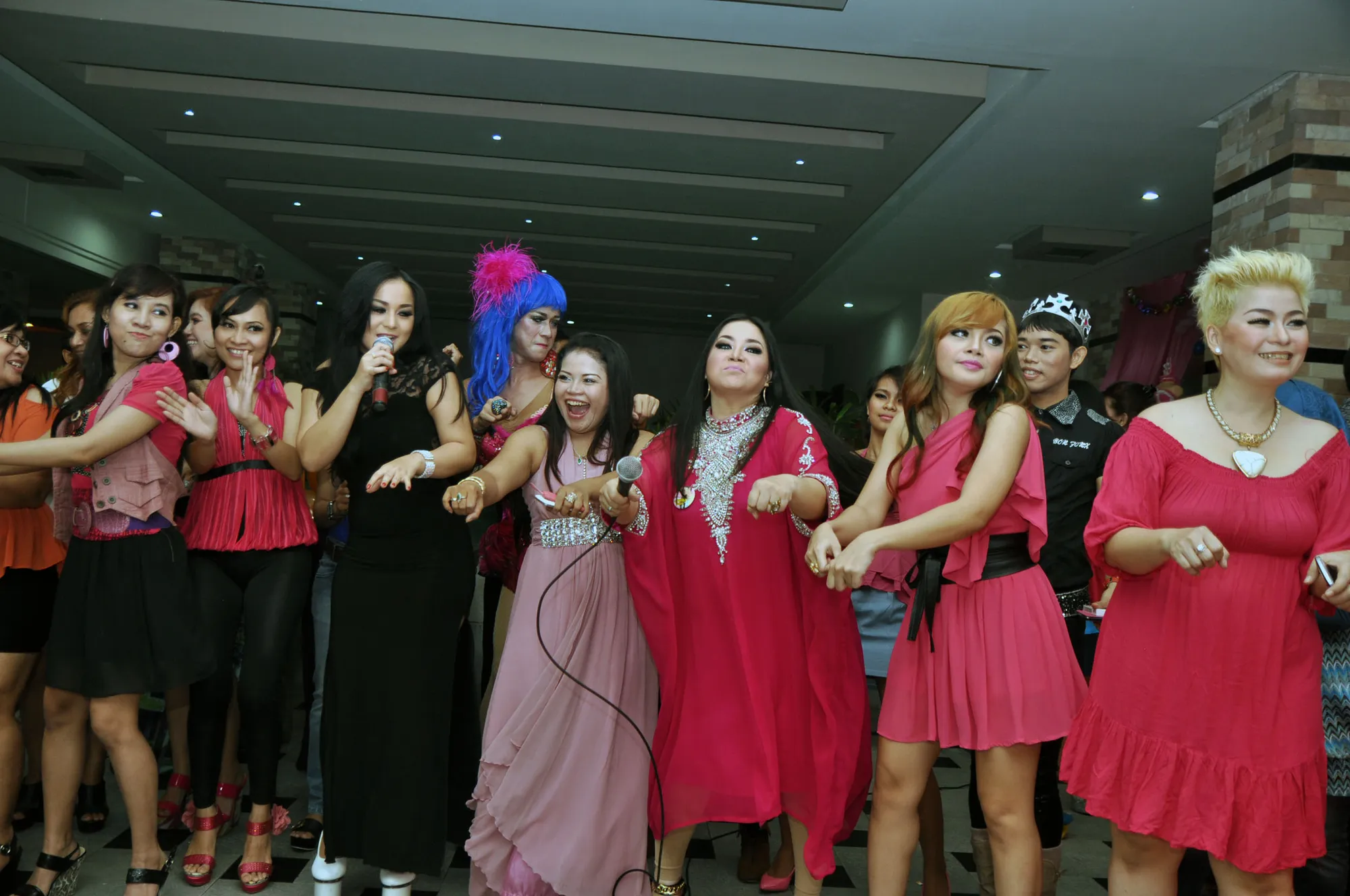 Ternyata, lelah karena rutinitas kerjaan adalah inspirasi di balik hits single yang satu ini ©KapanLagi.com/Sahal Fadhli