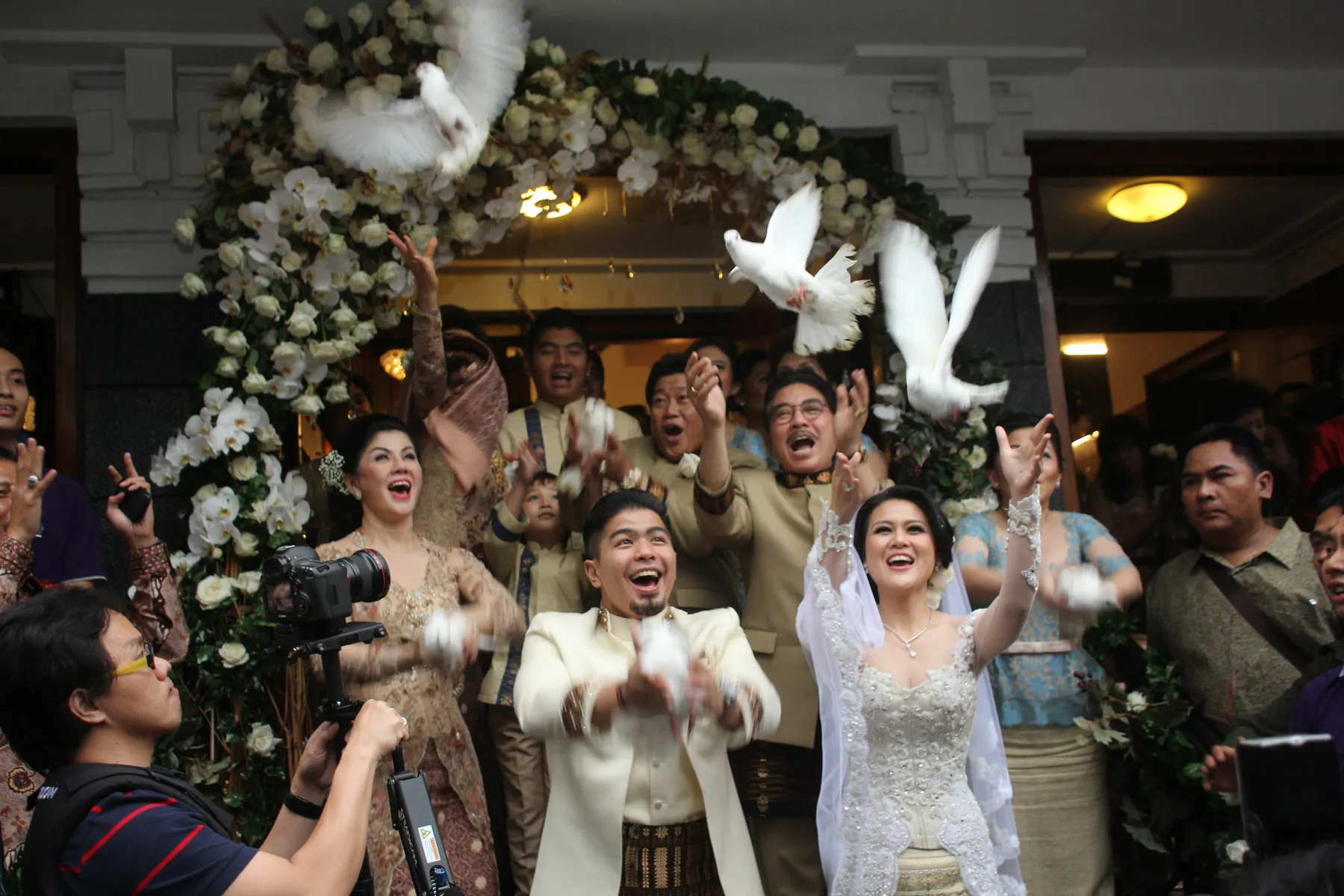 Bams & Vikha. ©KapanLagi.com