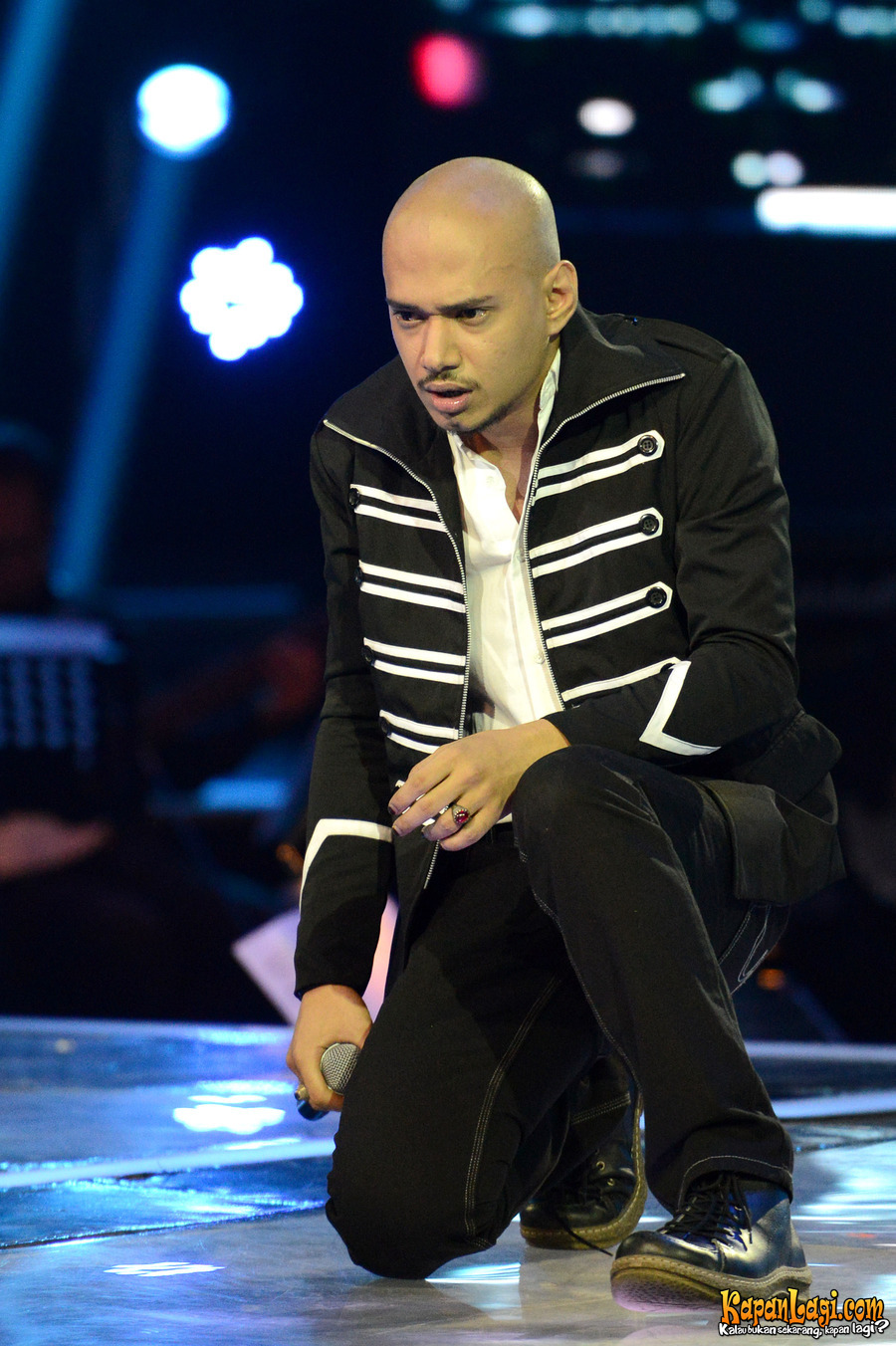 Husein Idol: Di Mata Saya, Nowela Luar Biasa - KapanLagi.com