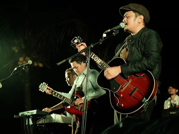 Penampilan perdana SORE di Kota Malang. ©Facebook/soreband