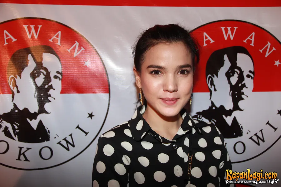 Alice Norin dukung Jokowi sepenuh hati/KapanLagi®