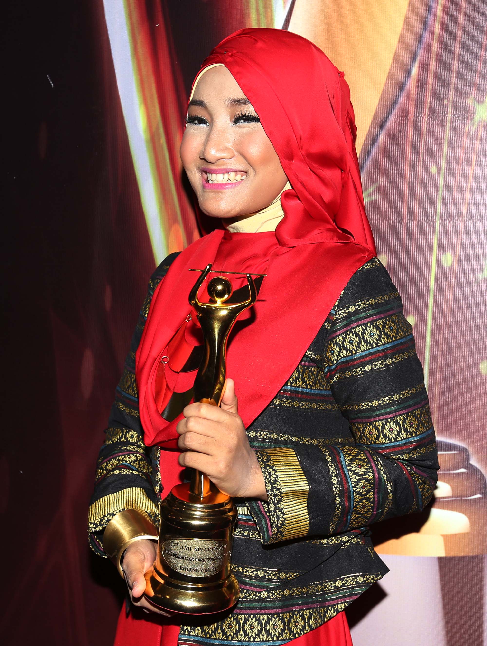 Seru, Fatin - Nowela Goyang Battle Royale MNC Channels 