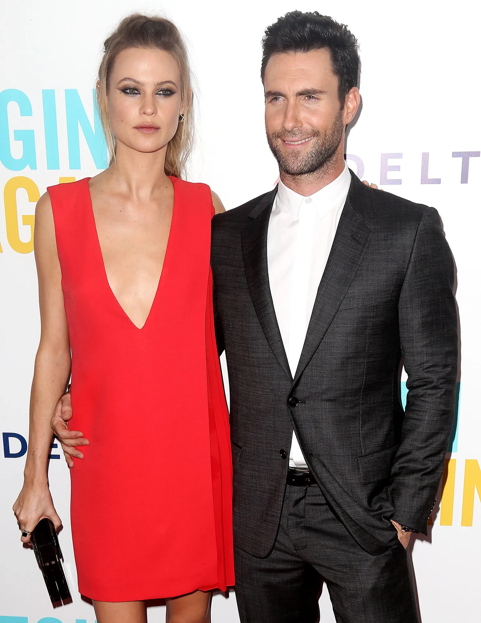 Behati dan Adam @ splashnews.com