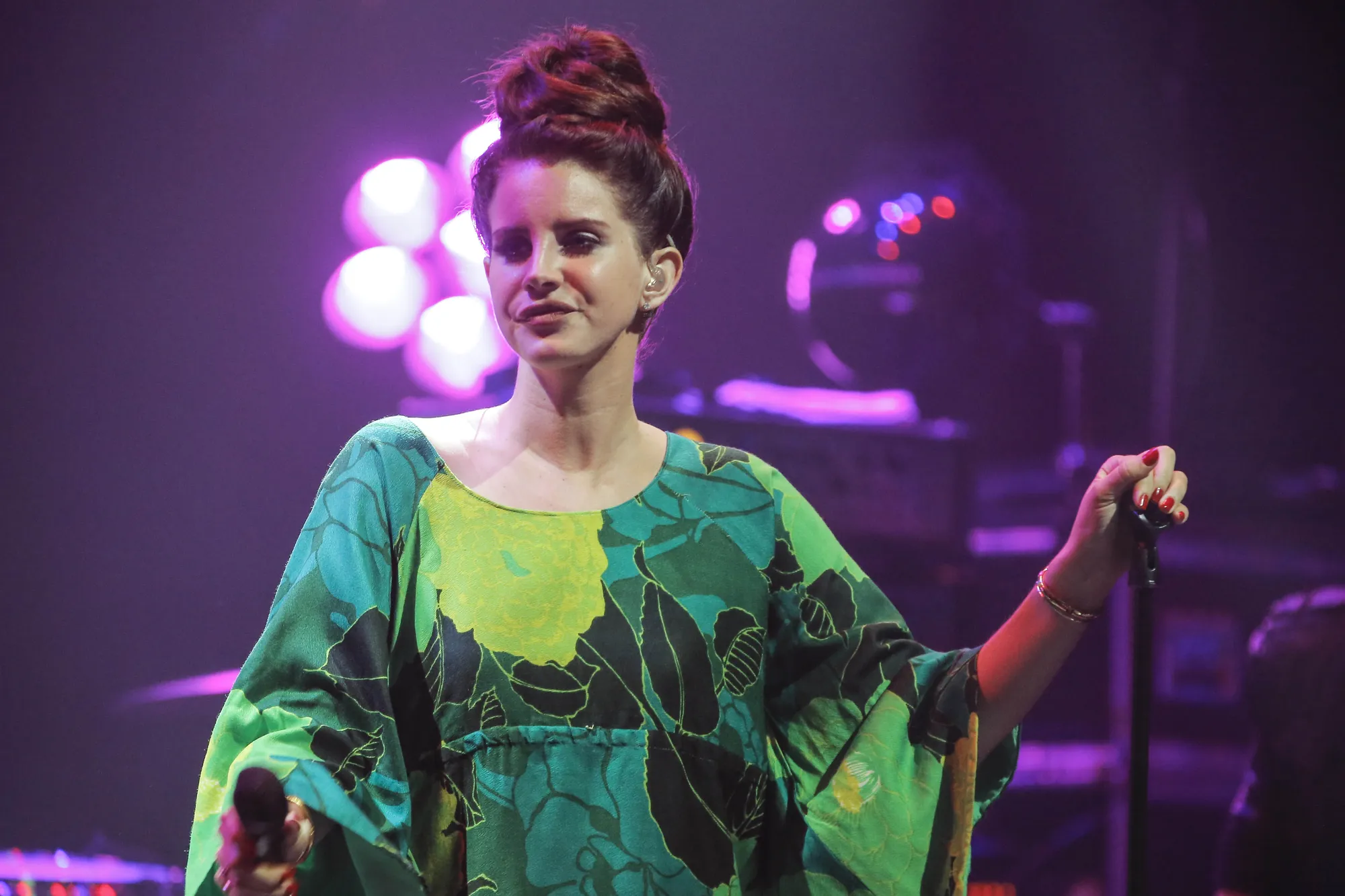 Lana Del Rey serba gloomy di album baru © splashnews.com