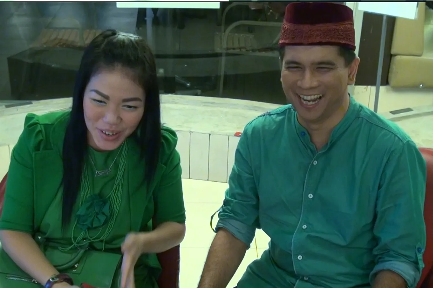 Khrisna Mukti buka alasan ia mencintai sang istri. @KapanLagi.com®