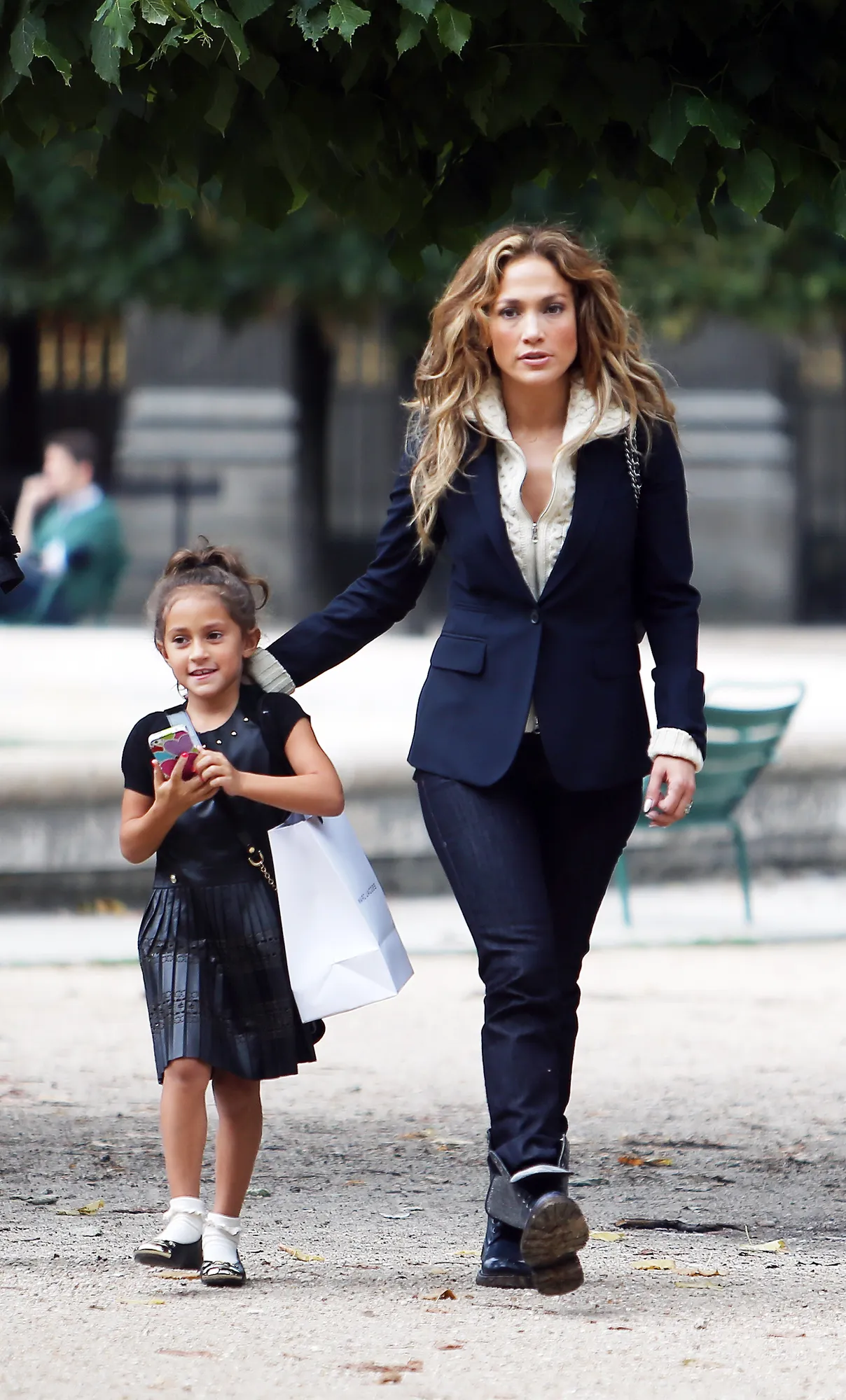 J-Lo dan Emma tak butuh rumah besar / © Splashnews