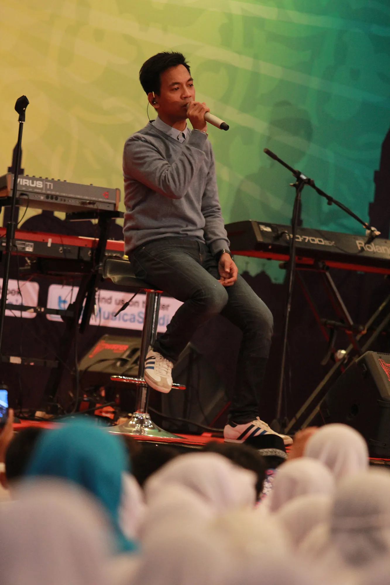 Hibur anak-anak yatim ©KapanLagi.com/Agus Apriyanto