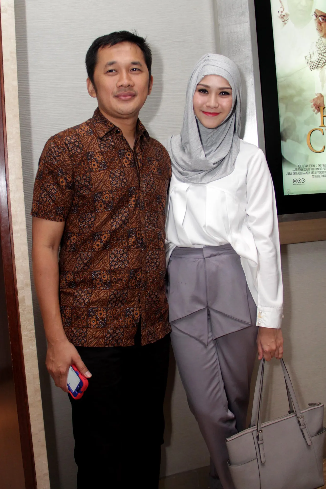 Hanung dan Zaskia @ istimewa