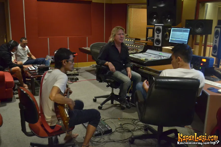 NOAH di studio saat garap album SECOND CHANCE @foto: Musica