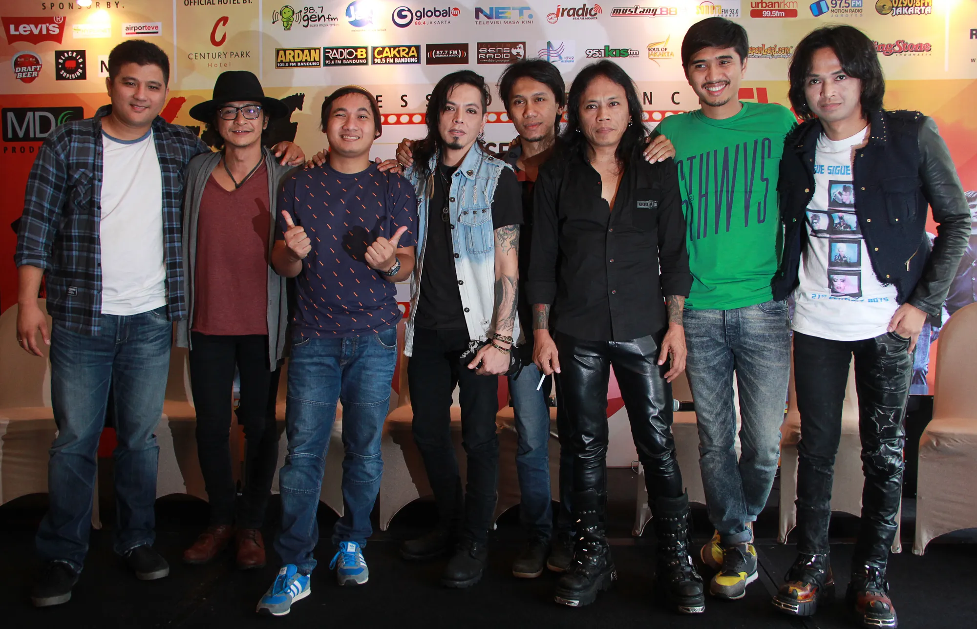 Menyatu di atas panggung ©KapanLagi.com