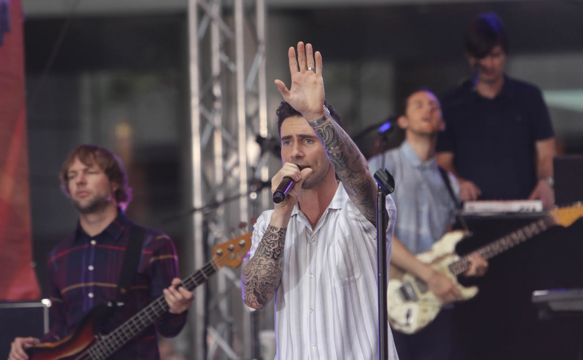 Adam Levine terima penghargaan @foto: Kapanlagi.com®