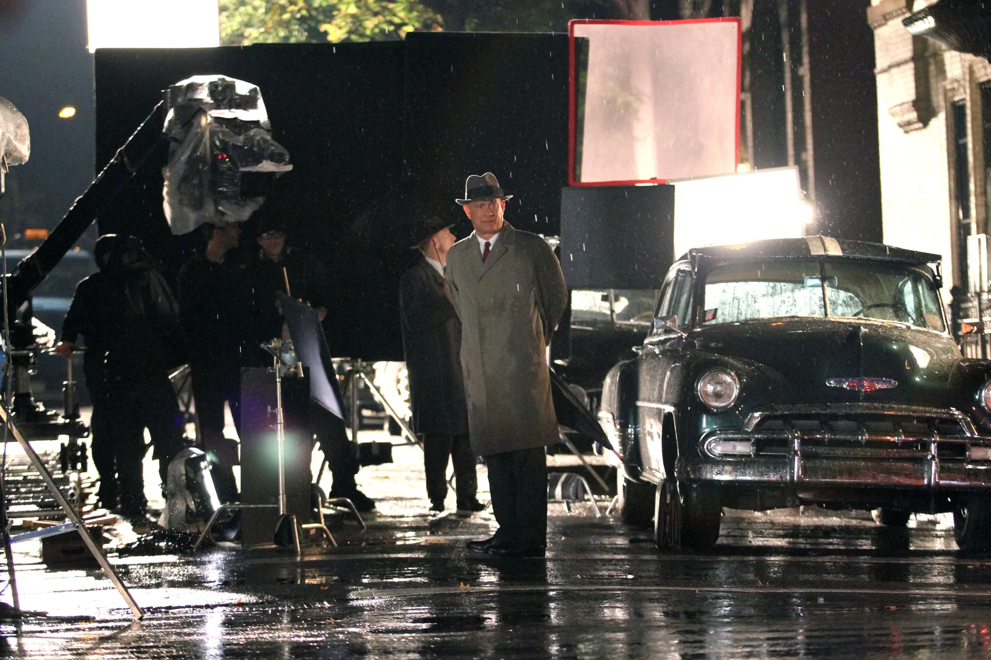 Kemunculan Tom Hanks di video klip ini ternyata murni keinginannya sendiri ©Splash