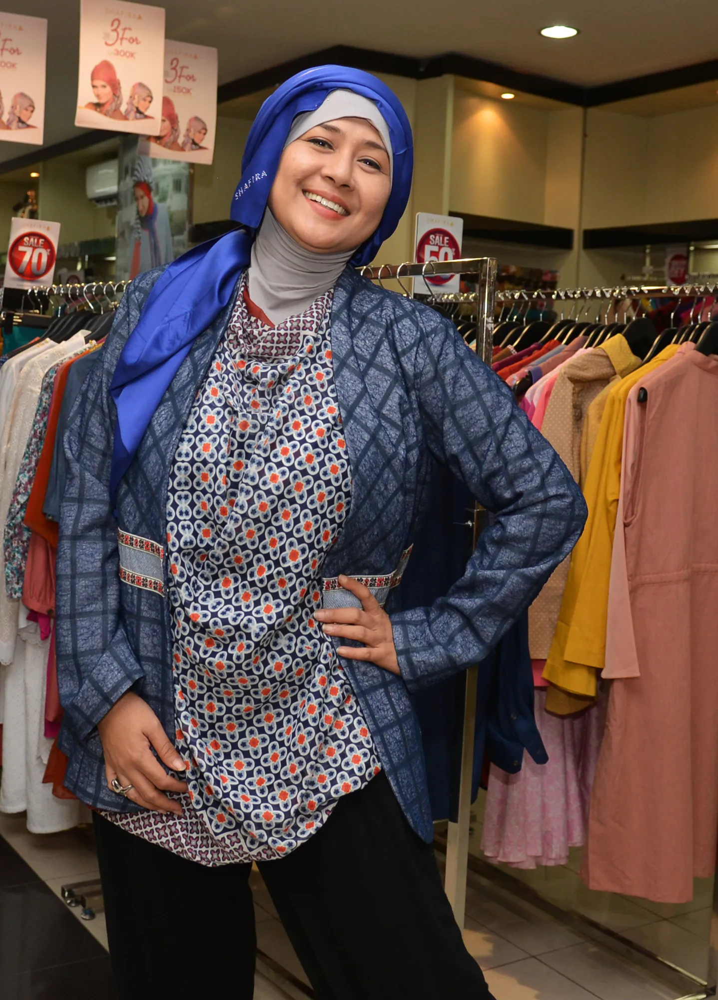 Ria tetap ceria di tengah kanker yang ia derita / KapanLagi® - Foto: Akrom Sukarya