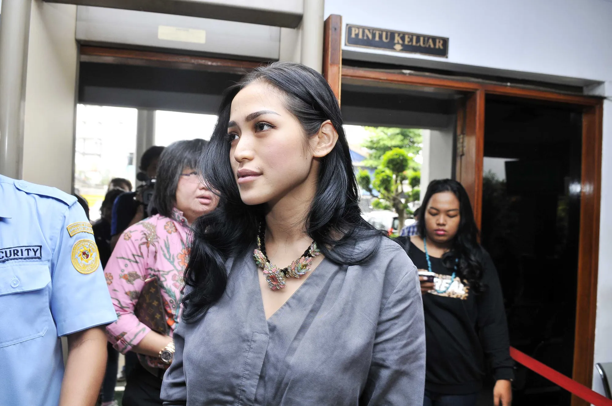 Jessica Iskandar berpikir untuk jadi saksi bagi Disdukcapil. @KapanLagi.com®/Budy Santoso