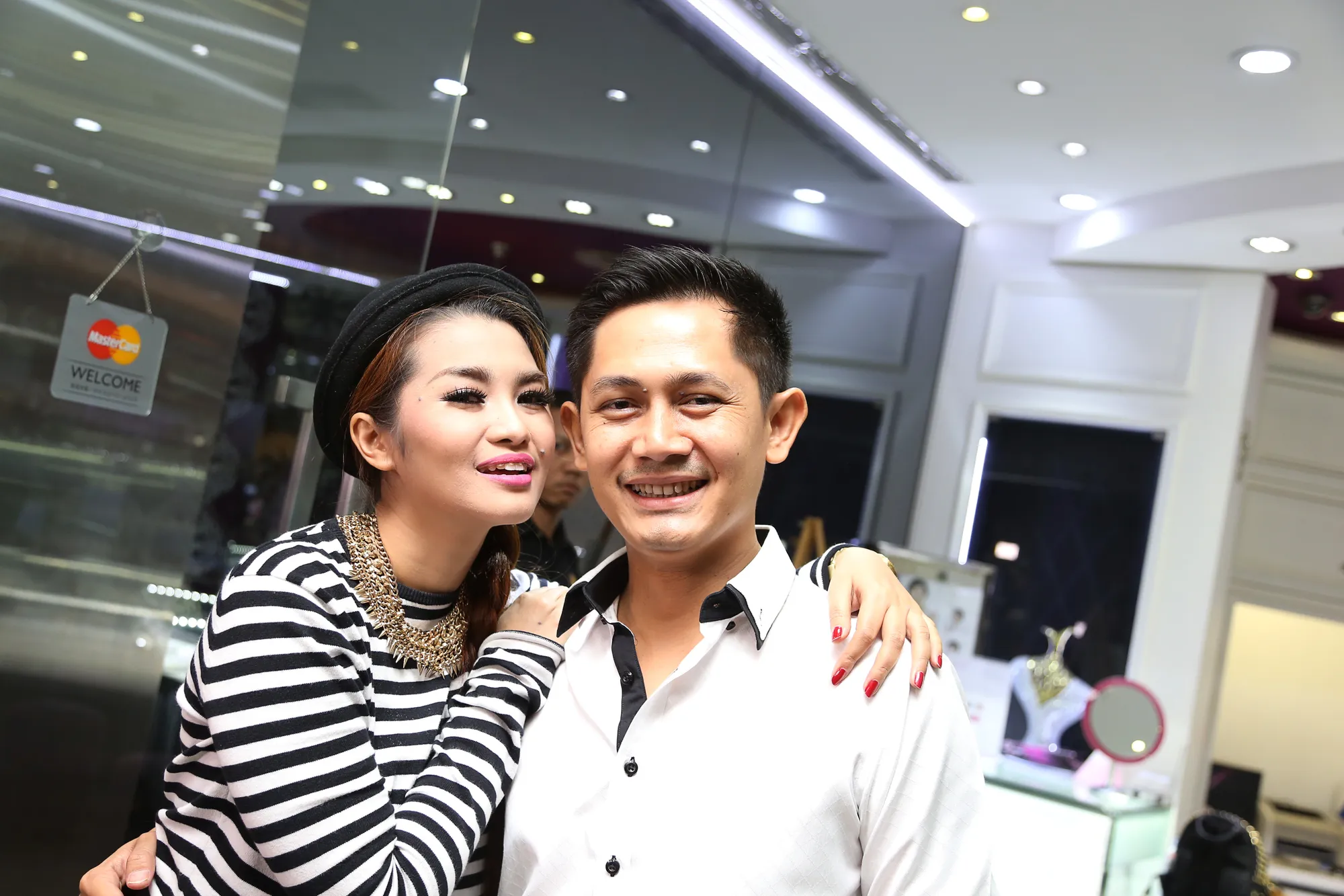 Fitri akan gelar akad di Banyuwangi. @KapanLagi.com®/Agus Apriyanto