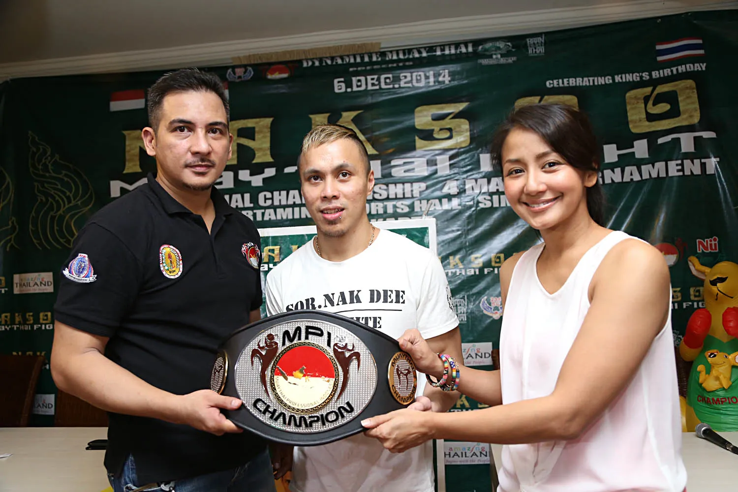 Amara dan Franz serius geluti Muay Thai. @KapanLagi.com®/Agus Apriyanto