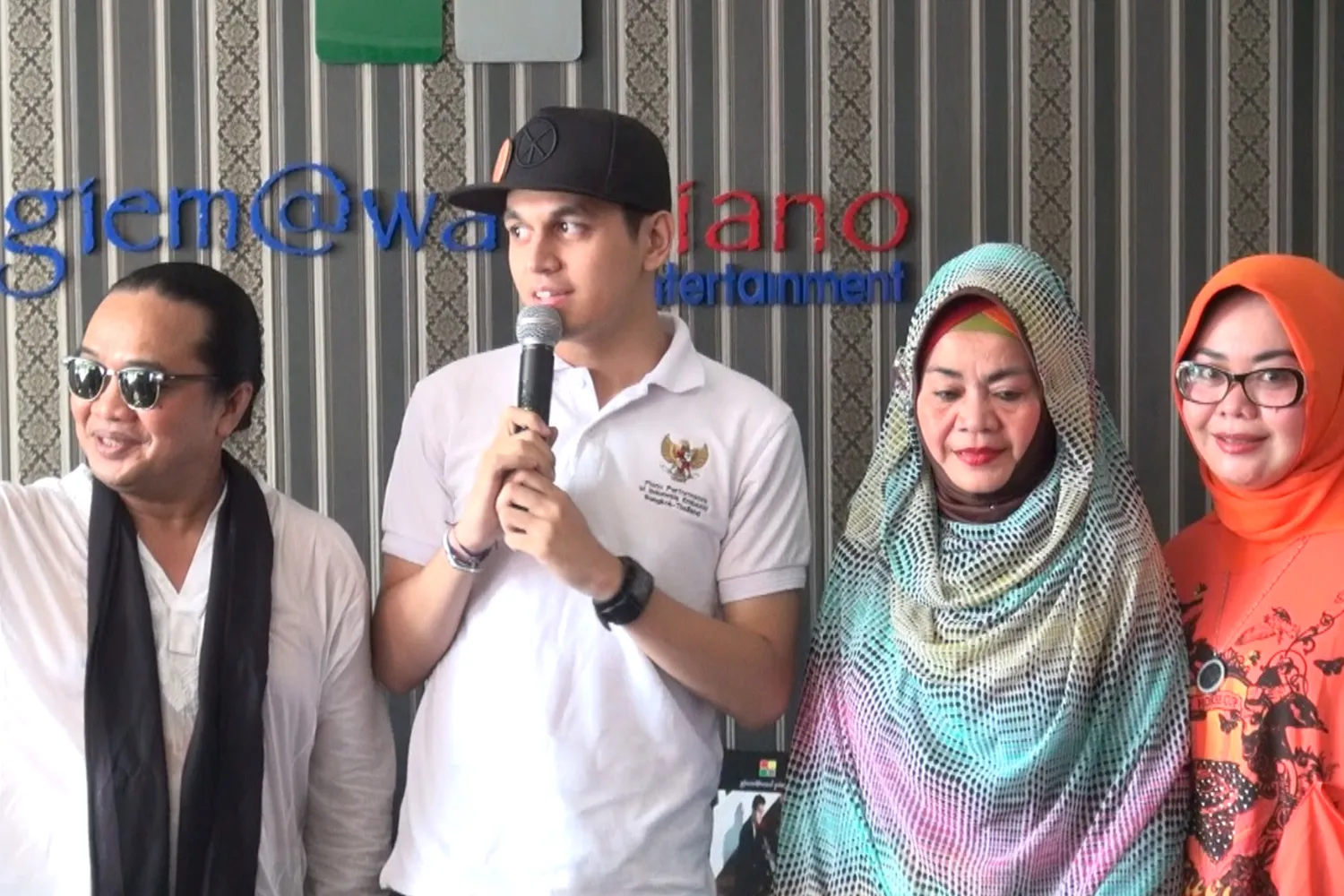 Kevin ingin jadi pengajar piano, suatu hari nanti. @KapanLagi.com®/VJ Randy